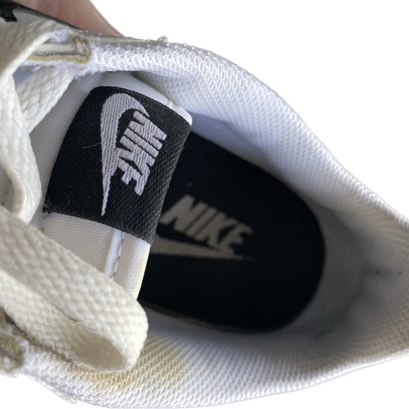 Nike Cortez Size W9 - Gently worn - Picture 6 of 6